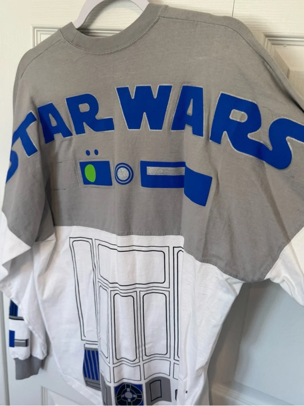 Star Wars x Disney Two-Tone Graphic Long Sleeve Spirit Jersey - R2D2 SMALL